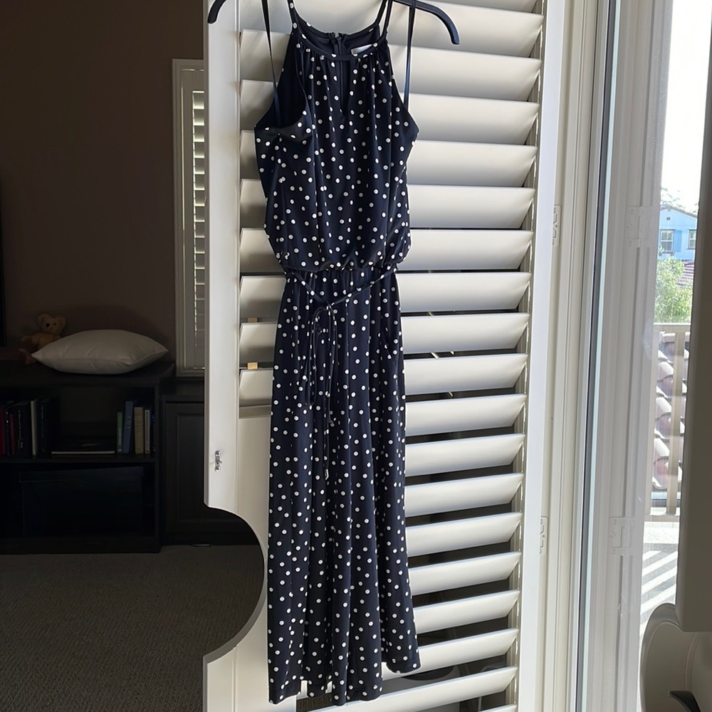 Beautiful polka pot Keyhole halter style neckline jumper. NWOT